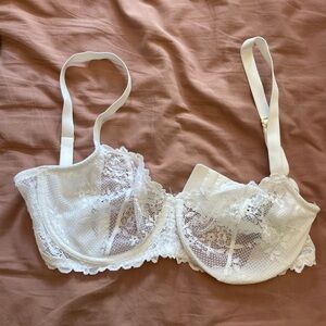 Natori White Lace Underwire Bra